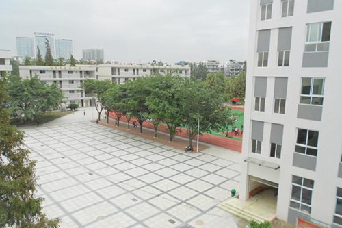 唐山職業(yè)技術(shù)學(xué)院汽修學(xué)費(fèi)多少