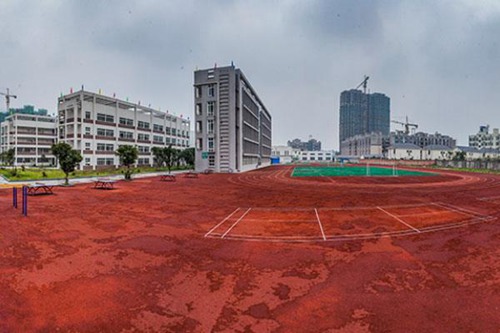 初中生畢業(yè)找工作？還是先學個一技之長吧
