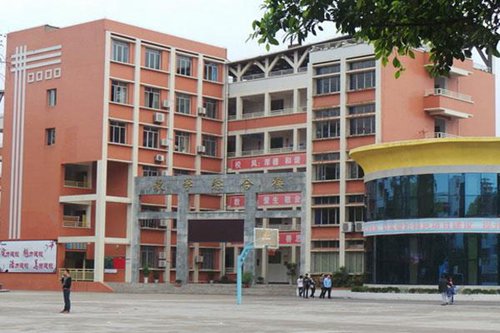 廈門(mén)|2023女生學(xué)傳媒好就業(yè)嗎 待遇好不好