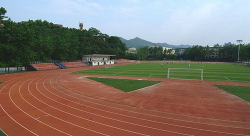 廊坊職業(yè)技術(shù)學(xué)院航空空乘直升機(jī)駕駛技術(shù)專(zhuān)業(yè)介紹