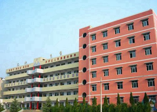 昆明市財經(jīng)商貿(mào)學校2024年學費多少